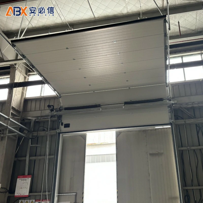 大理白族保温滑升门